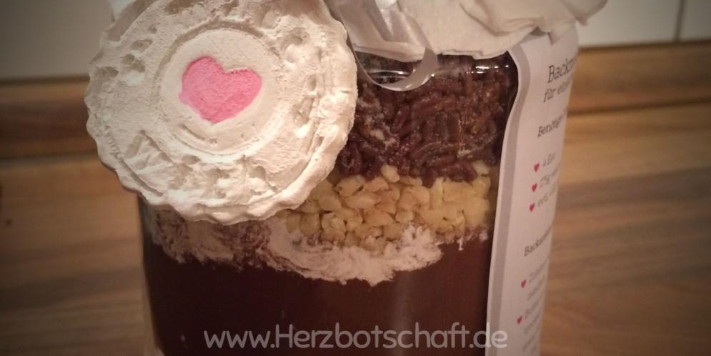 Backmischung im Glas für Brownies oder Cookies - Rezept und Anleitung Backmischung im Glas für Brownies oder Cookies - Rezept und Anleitung