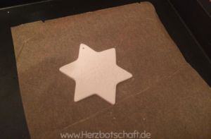 ausgestochener-fimo-stern-baumschmuck