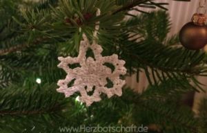 gehaekelter-eiskristall-christbaumschmuck-anleitung