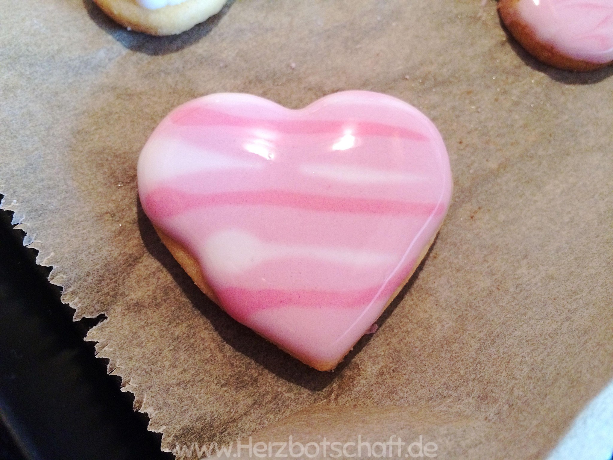 Rezept: Herzkekse und Plätzchen in Herzform zum Valentinstag und ...