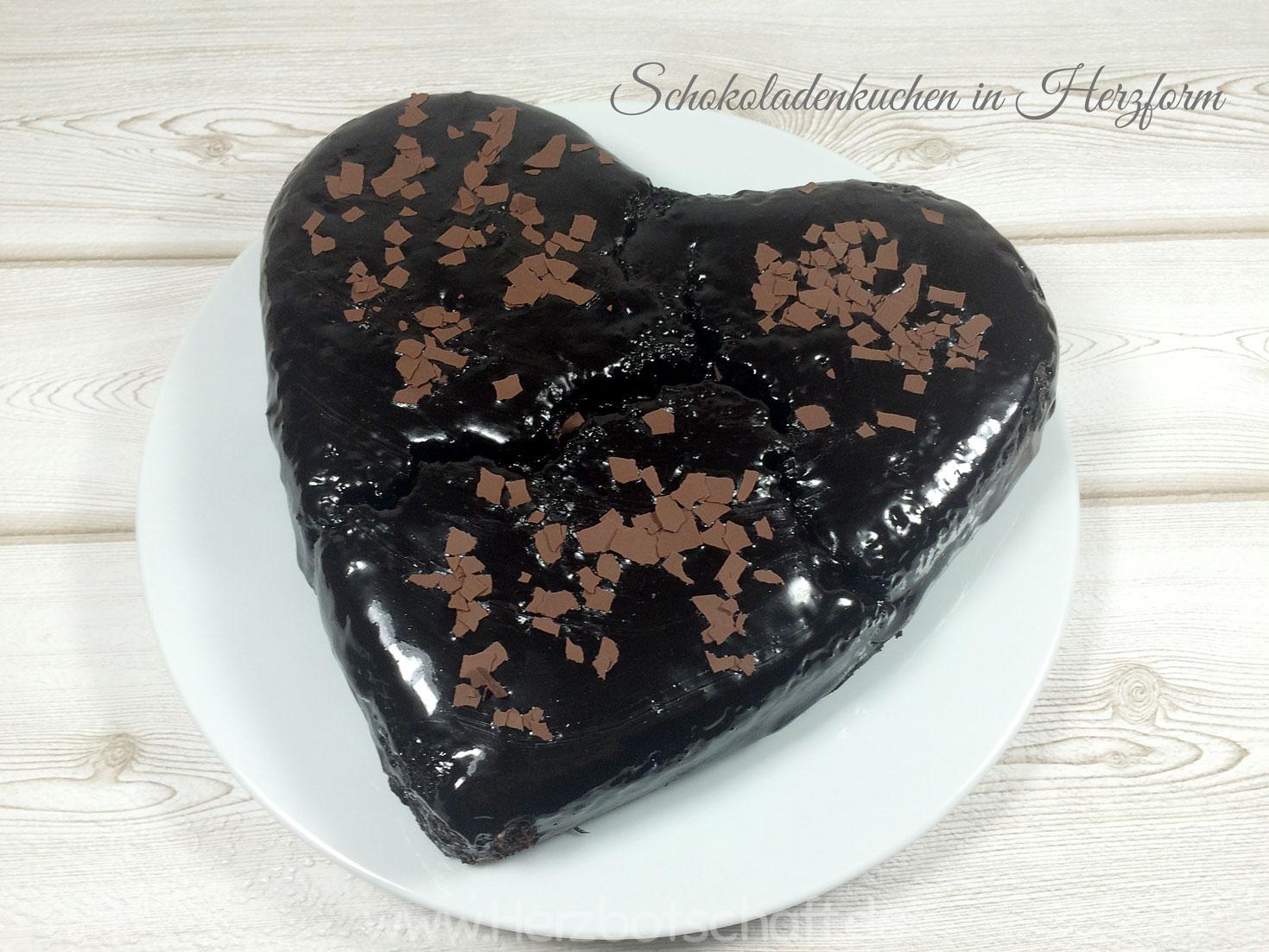 Rezept: Schokoladentorte/Schokokuchen in Herzform zum Valentinstag - ♥ ...