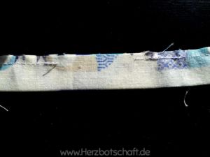 Patchwork Krabbeldecke mit Erlebnisfeldern nähen